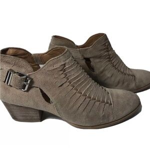 Franco Sarto Great Booties Tan Suede Buckle Ankle Boots, Women’s Size 8M.